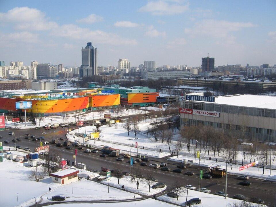 Площадь Келдыша зимой