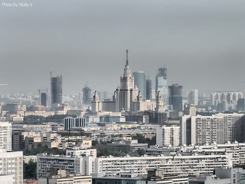 Москва-Сити, вид из Беляева на север